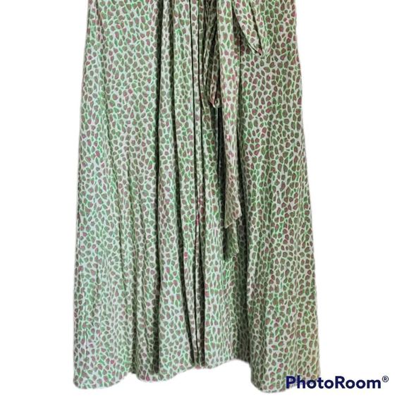 Lilly Pulitzer Women’s Wrap Dress Fit Flare Stretch Size Medium - Picture 5 of 9